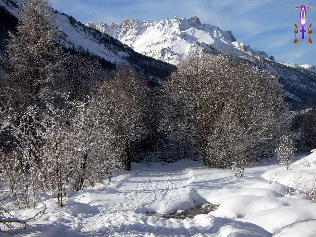 Cliquez sur la Photo pour quitter le Diaporama et Ouvrir la Photo correspondante...