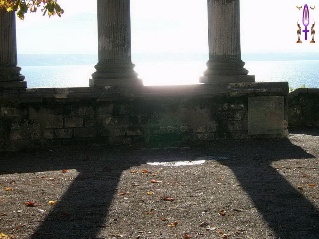 Croix de Lumière, Photo de la Série C No 71 