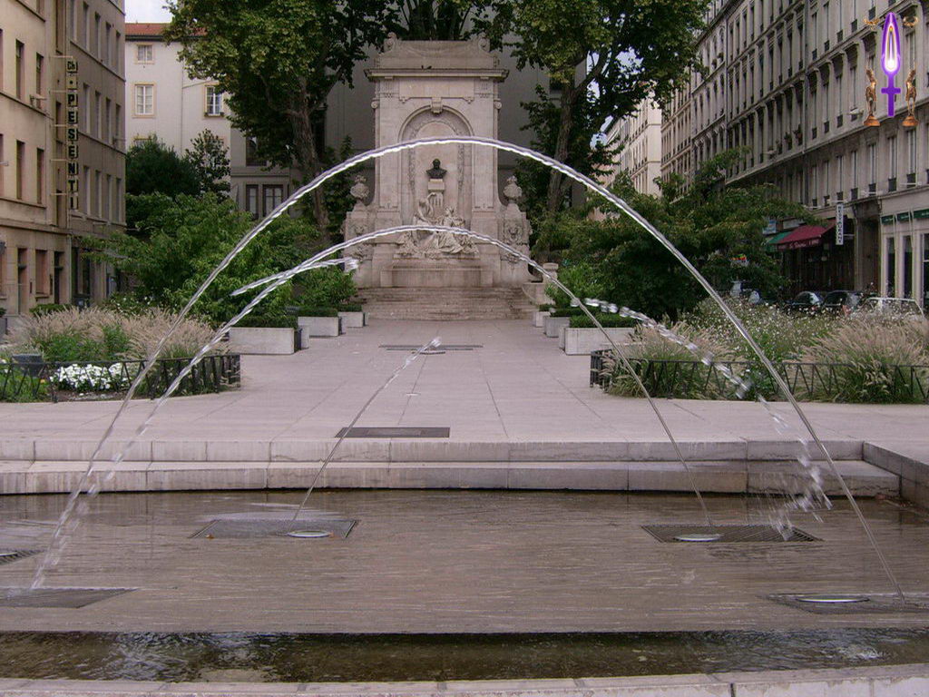 Croix de Lumière, Photo de la Série D No 35 
