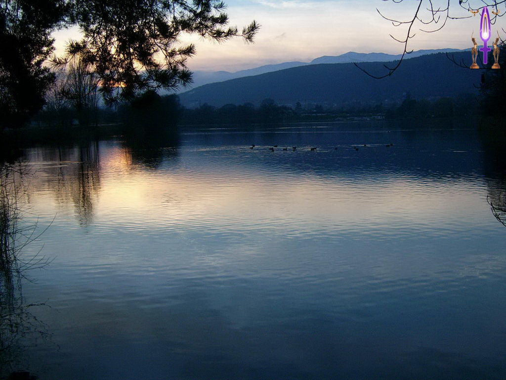 Cliquez sur la Photo pour quitter le Diaporama et Ouvrir la Photo correspondante...