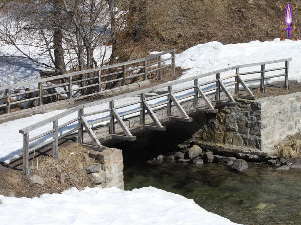 Croix de Lumière, Photo de la Série J No 48 