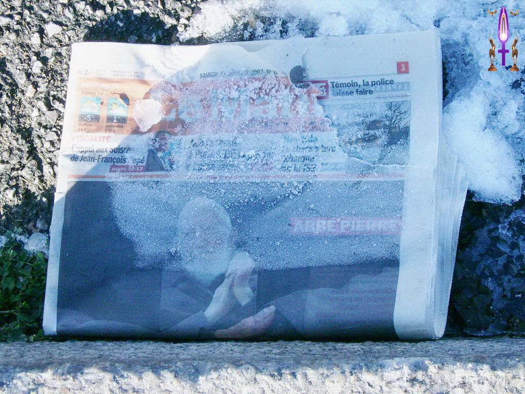 Croix de Lumière, Photo de la Série J No 49 