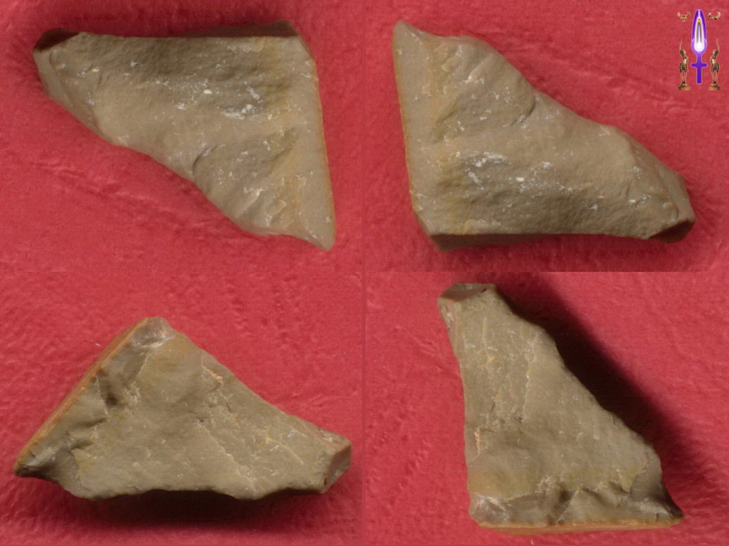 Album Magique d'Isapierre, Episode No 9 : Un mystérieux petit caillou vient à ma rencontre à l'institut bouddhiste de Karmaling...