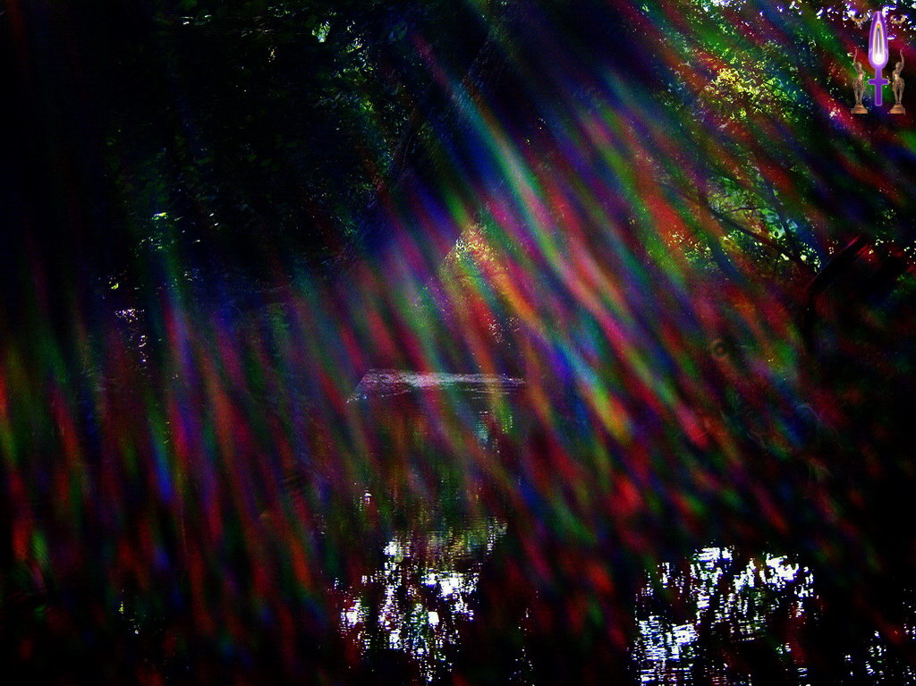 Album Magique d'Isapierre, Episode No 43 : Un Rideau Arc-en-ciel pour m’avertir de certains dangers...