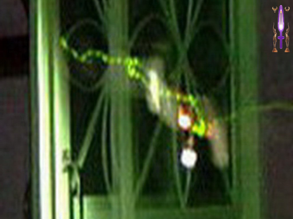 Album Magique d'Isapierre, Episode No 50 : Agrandissement de Lumières et de rayons verts surprenants...