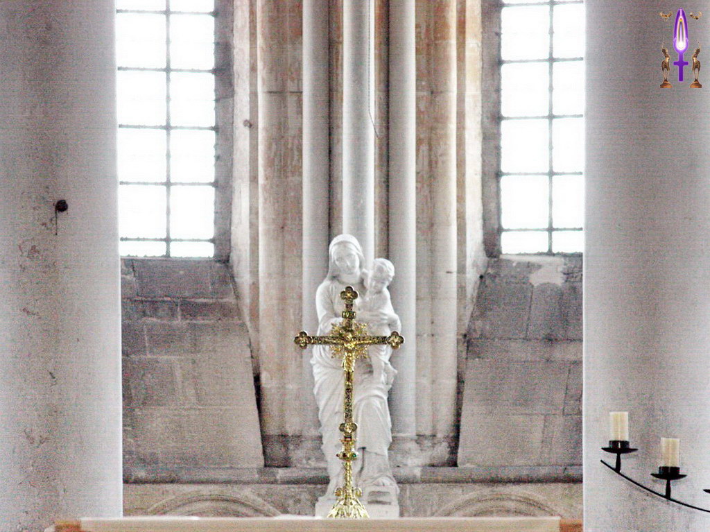 Album Magique d'Isapierre, Episode No 68 : La Croix, un appui pour les Femmes, une arme pour les hommes de pouvoir...