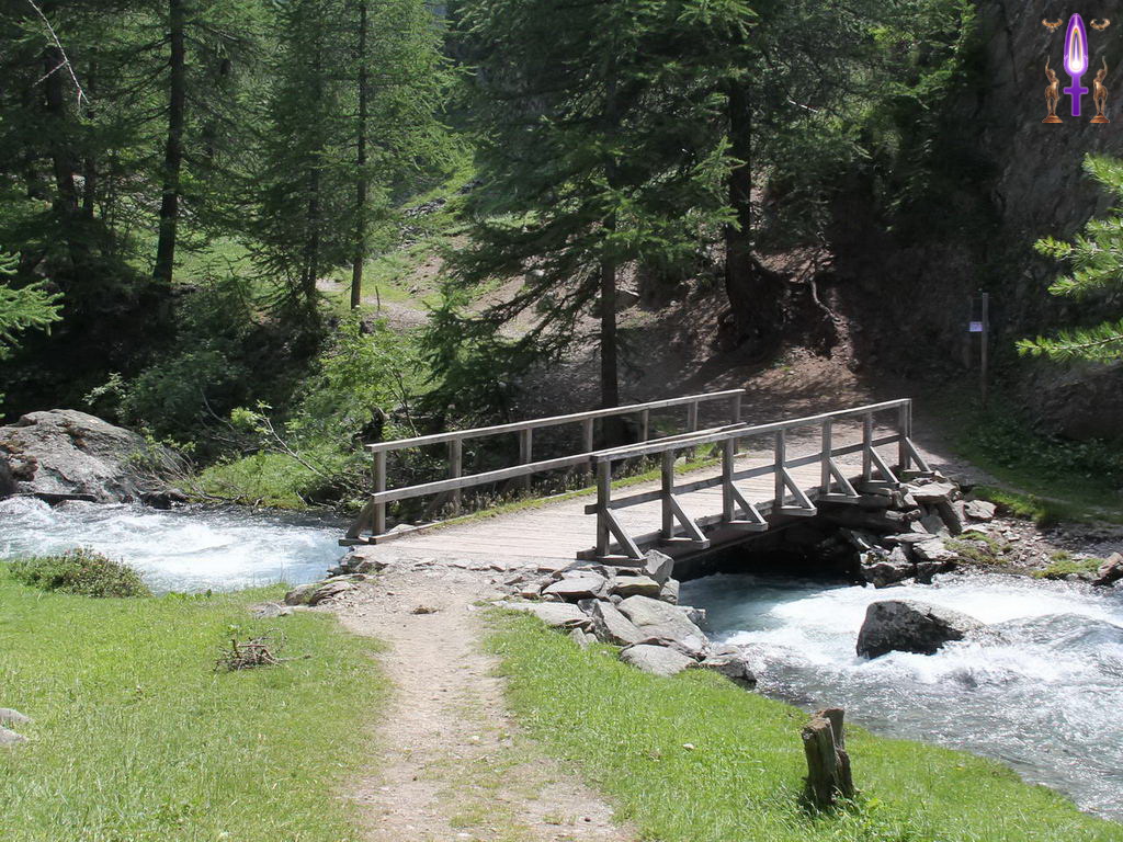 Croix de Lumière, Photo de la Série P No 28 