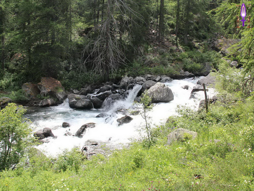 Croix de Lumière, Photo de la Série Q No 27 