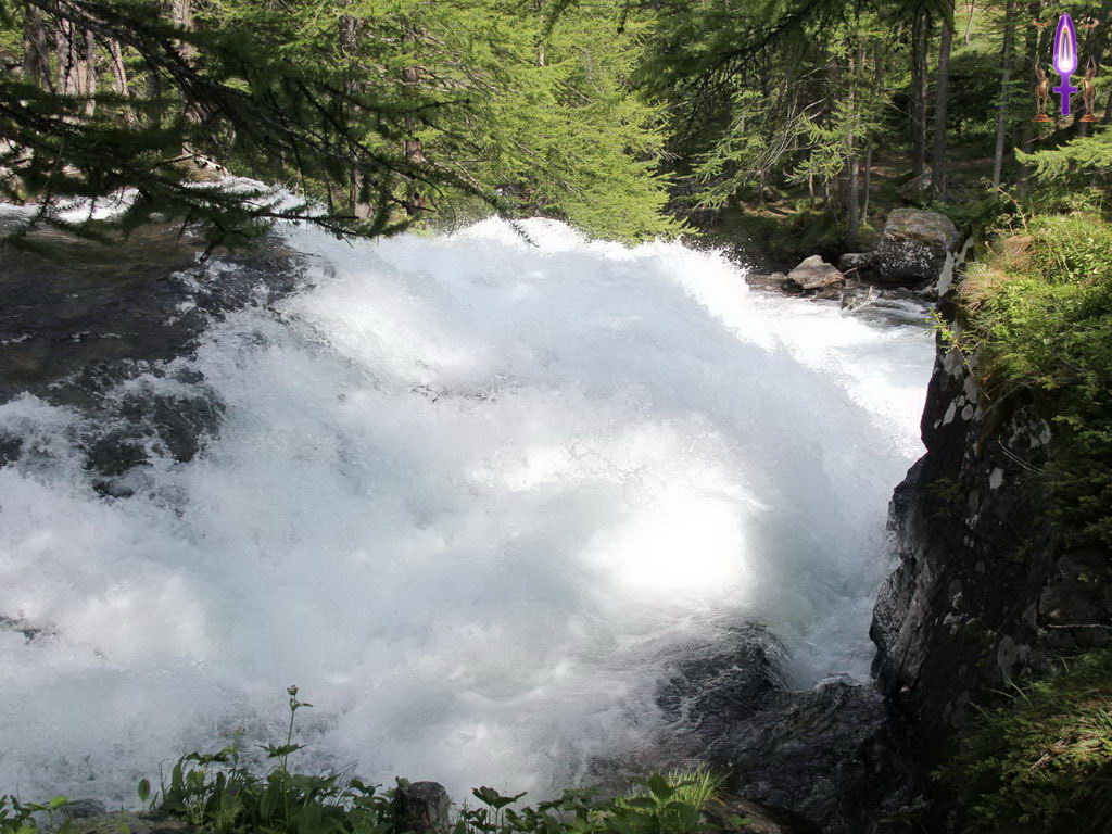 Croix de Lumière, Photo de la Série Q No 63 