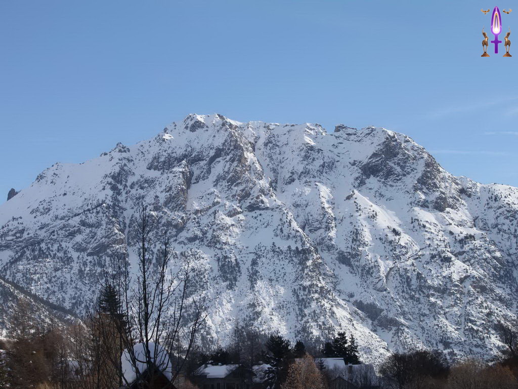 Croix de Lumière, Photo de la Série Q No 67 