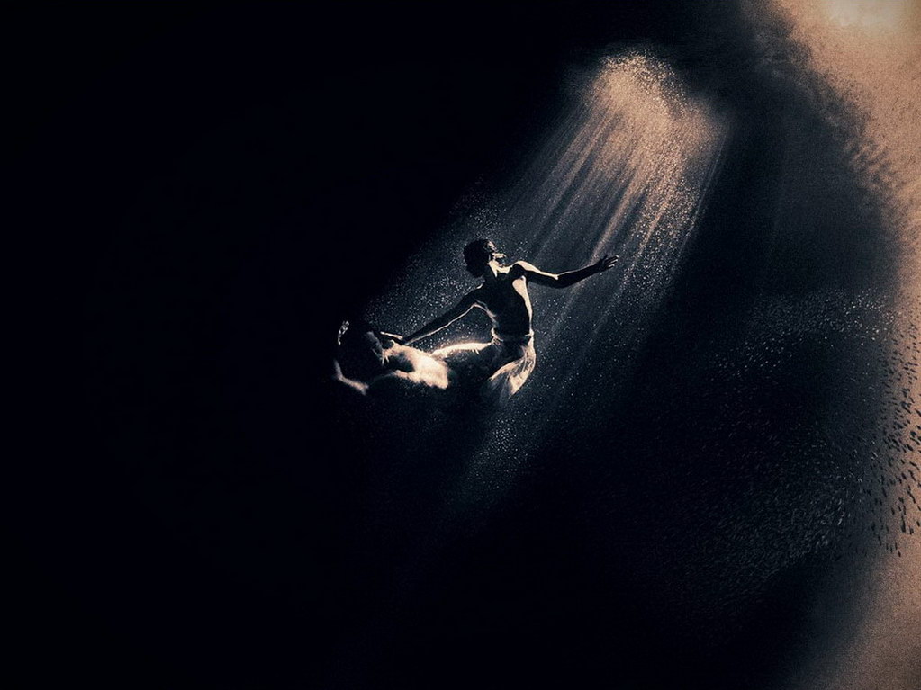 Croix de Lumière, Photo Ashes and snow No 7 