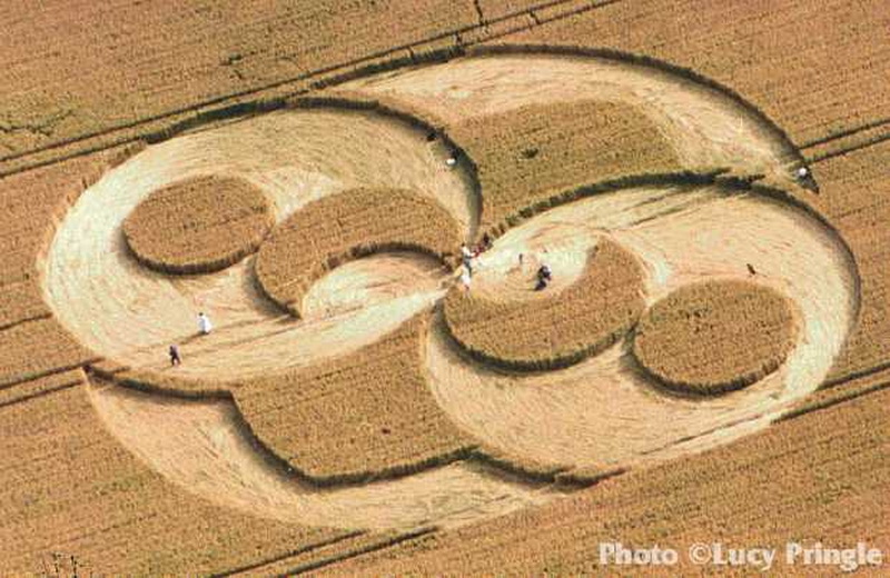 Croix de Lumière, Photo de la Série Crop-circle No 4 