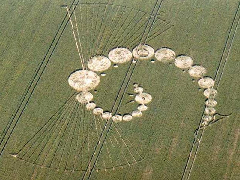Croix de Lumière, Photo de la Série Crop-circle No 010 