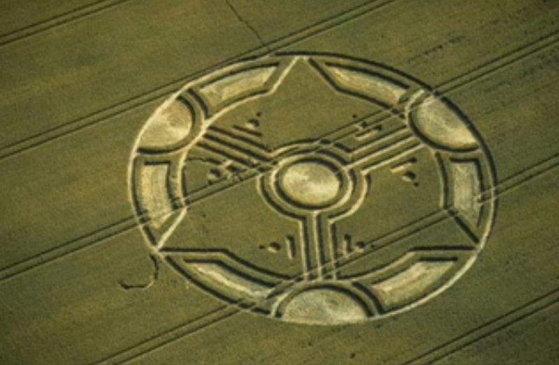 Croix de Lumière, Photo de la Série Crop-circle No 24 