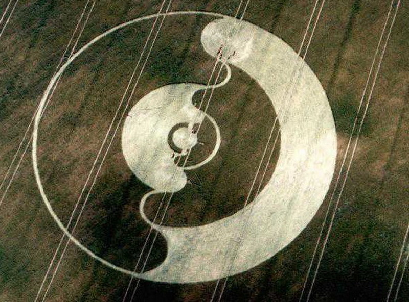 Croix de Lumière, Photo de la Série Crop-circle No 48 