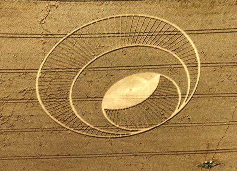 Croix de Lumière, Photo de la Série Crop-circle No 63 