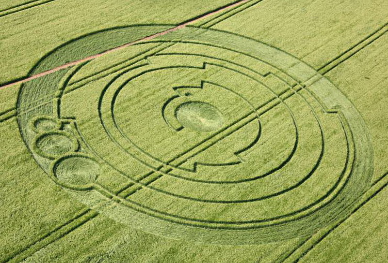 Croix de Lumière, Photo de la Série Crop-circle No 77 