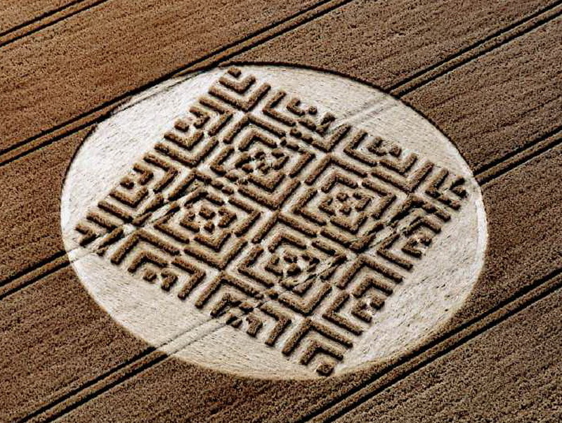 Croix de Lumière, Photo de la Série Crop-circle No 92 