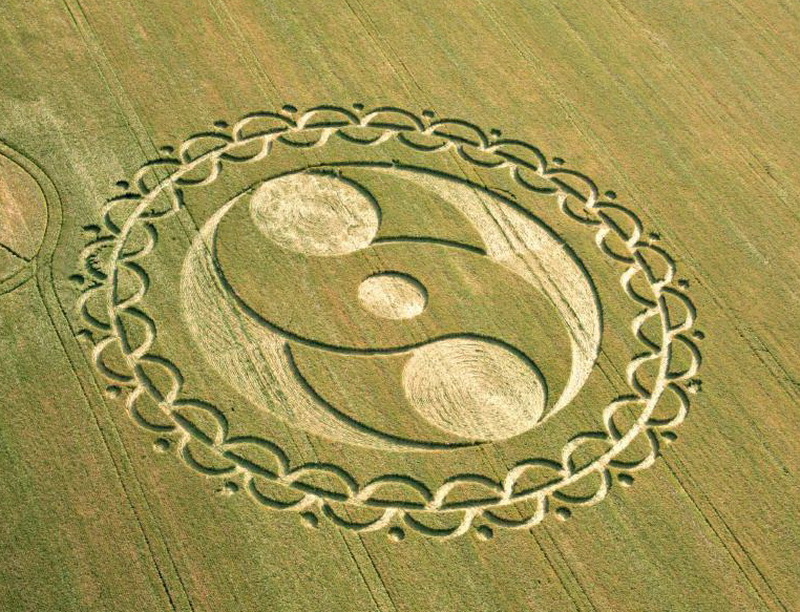 Croix de Lumière, Photo de la Série Crop-circle No 95 
