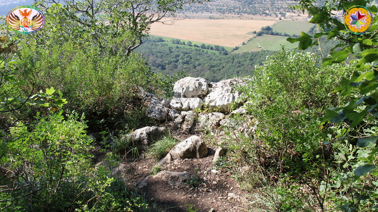 Croix de Lumière, Image de la Sainte-Baume d'Isapierre No 018 