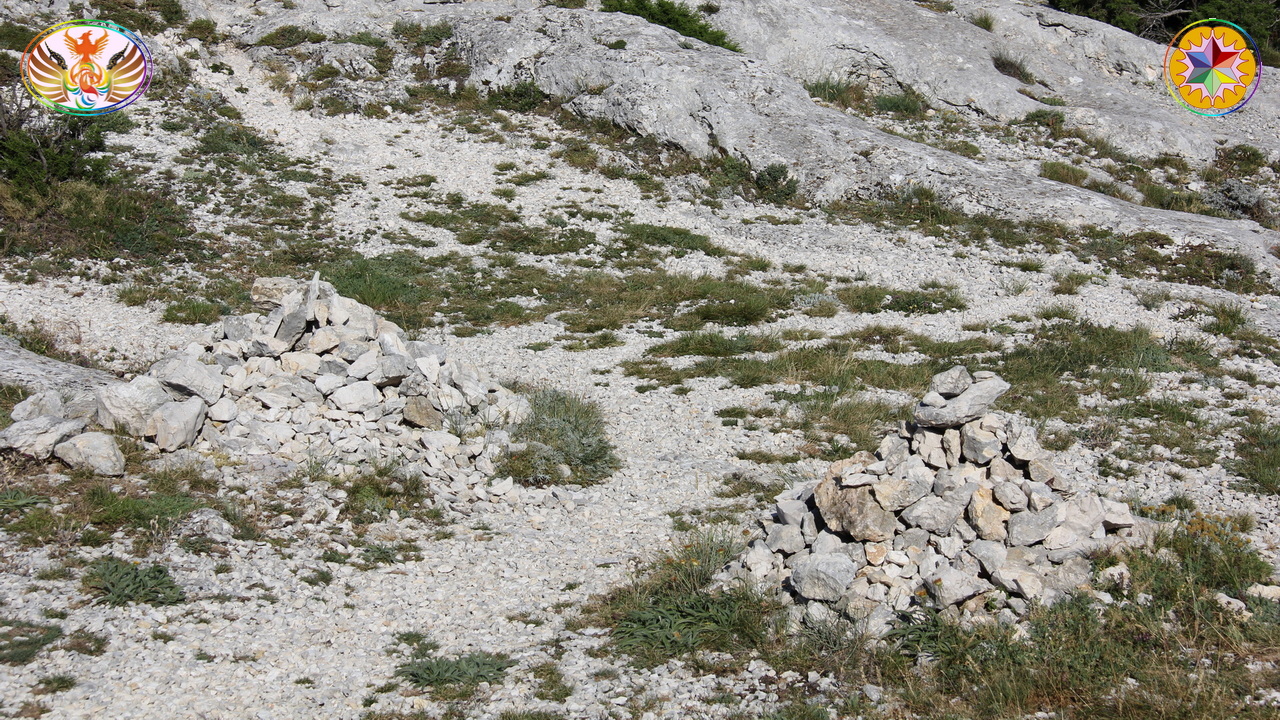 Croix de Lumière, Image de la Sainte-Baume d'Isapierre No 055 