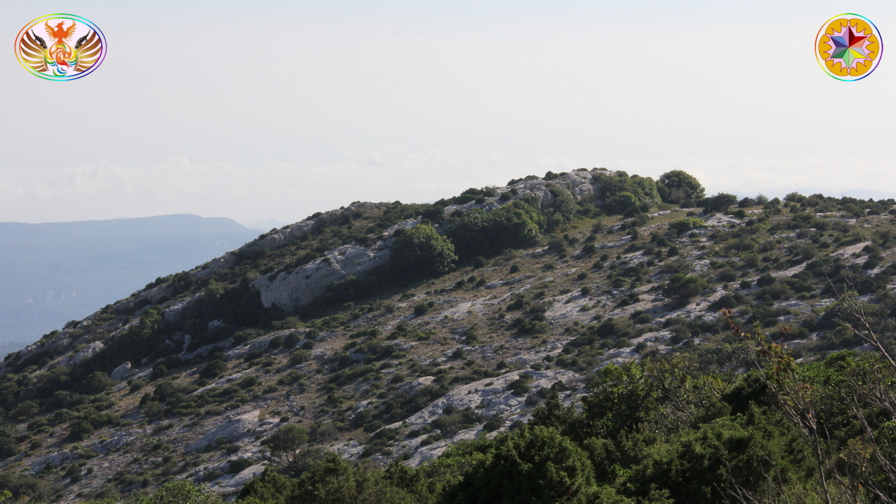 Croix de Lumière, Image de la Sainte-Baume d'Isapierre No 072 