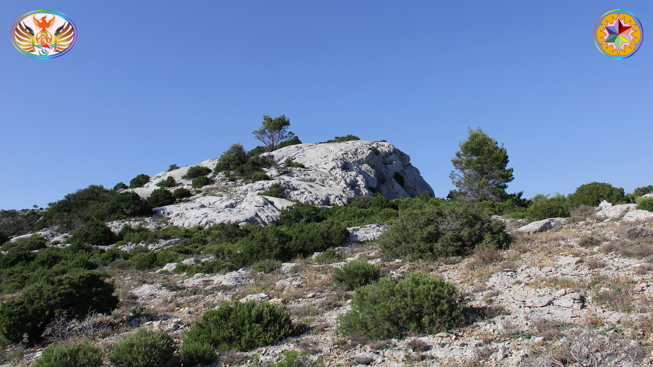 Croix de Lumière, Image de la Sainte-Baume d'Isapierre No 089 