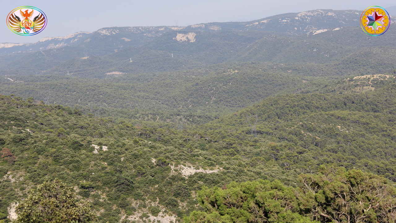 Croix de Lumière, Image de la Sainte-Baume d'Isapierre No 095 