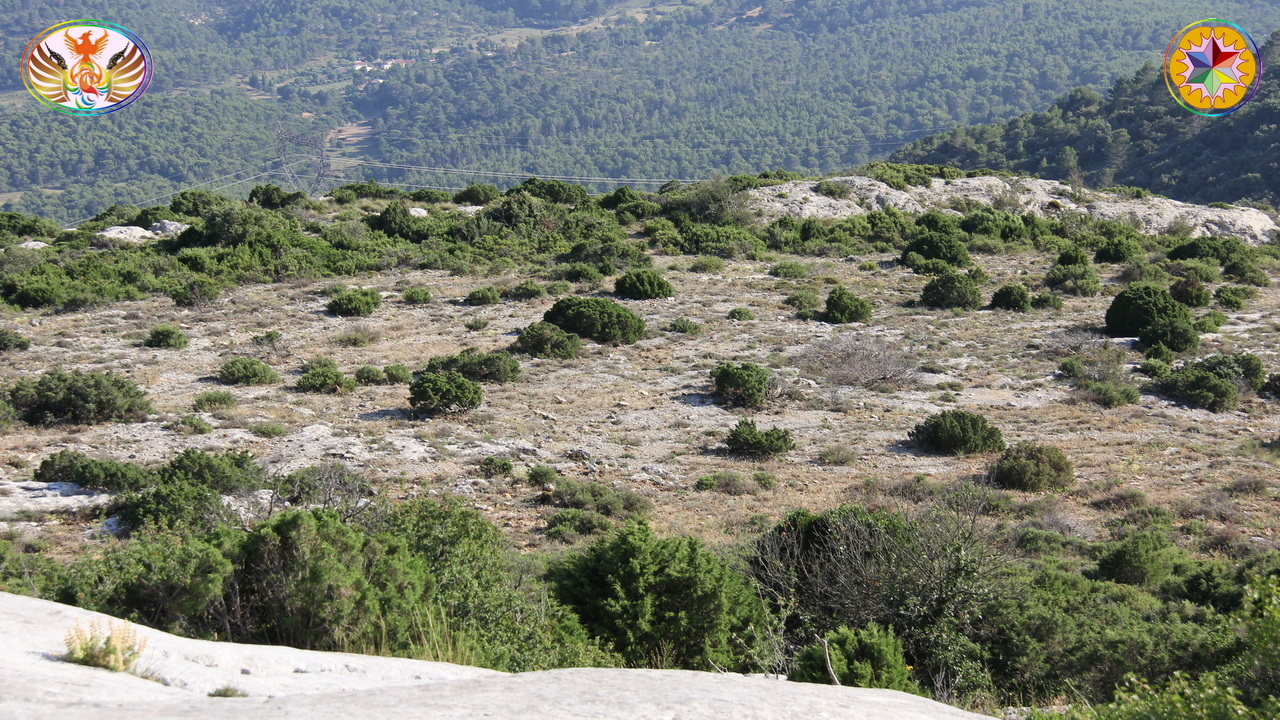 Croix de Lumière, Image de la Sainte-Baume d'Isapierre No 117 
