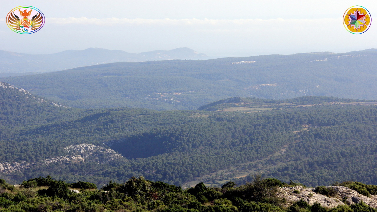 Croix de Lumière, Image de la Sainte-Baume d'Isapierre No 121 