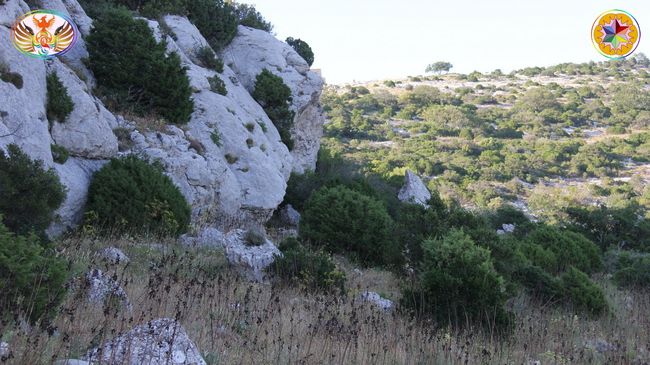 Croix de Lumière, Image de la Sainte-Baume d'Isapierre No 126 