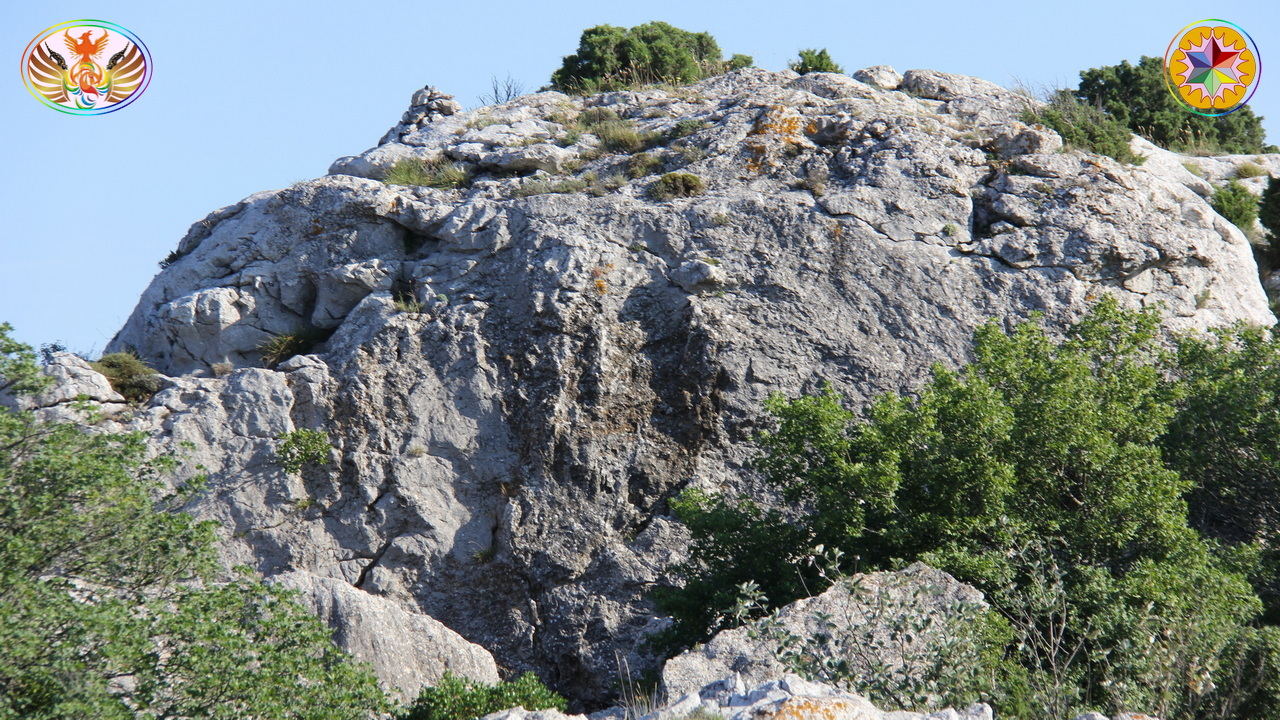 Croix de Lumière, Image de la Sainte-Baume d'Isapierre No 133 