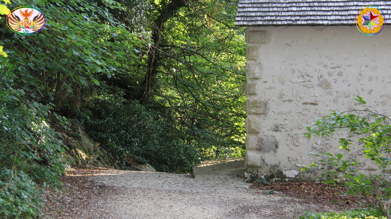 Croix de Lumière, Image de la Sainte-Baume d'Isapierre No 153 