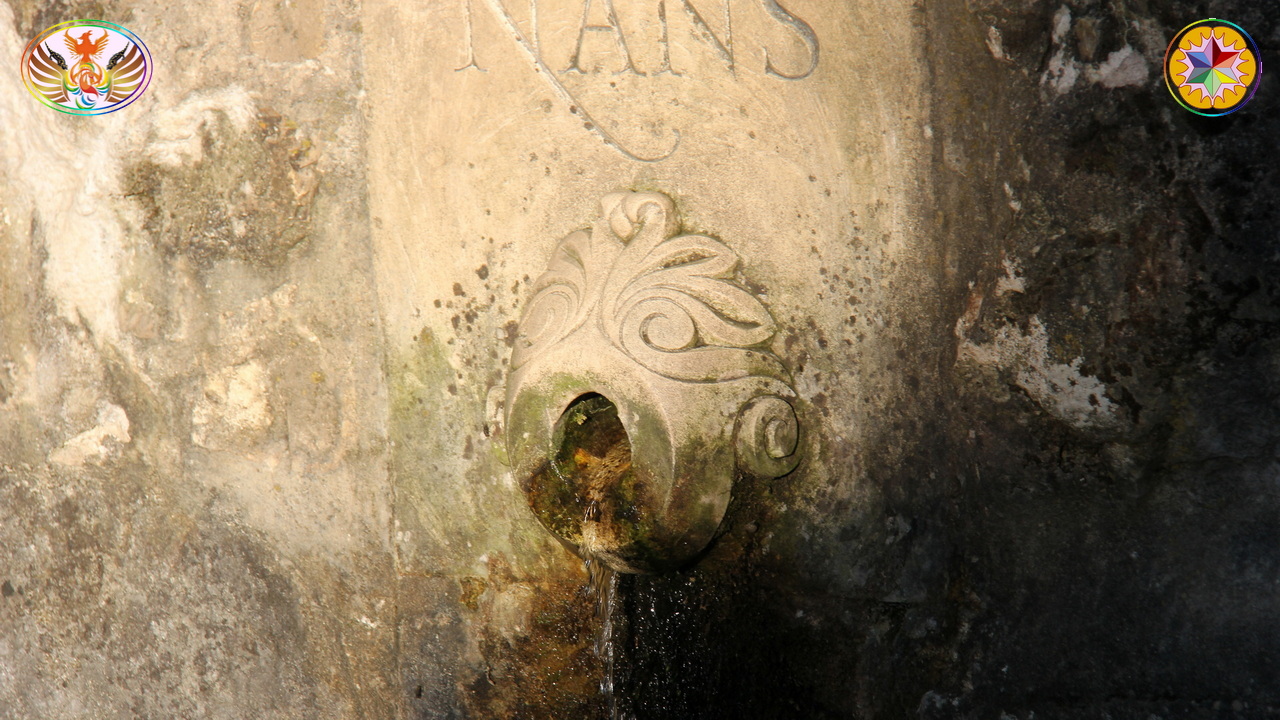 Croix de Lumière, Image de la Sainte-Baume d'Isapierre No 167 