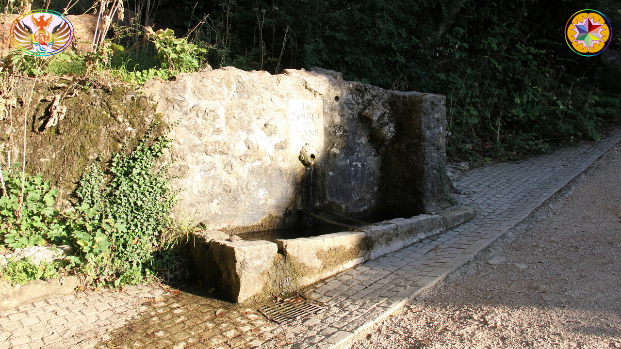 Croix de Lumière, Image de la Sainte-Baume d'Isapierre No 168 