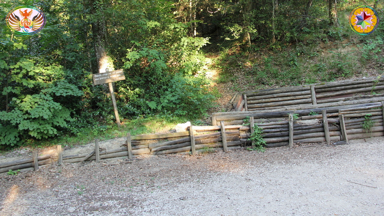 Croix de Lumière, Image de la Sainte-Baume d'Isapierre No 175 