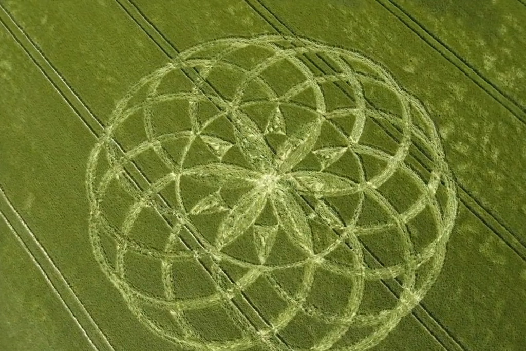 Croix de Lumière, Photo d'ISAPIERRE du Film THRIVE No 52 