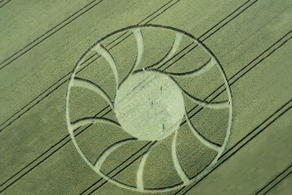 Croix de Lumière, Photo d'ISAPIERRE du Film THRIVE No 54 