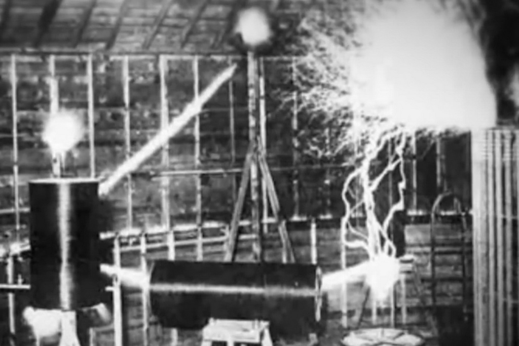 Croix de Lumière, Photo d'ISAPIERRE du Film THRIVE No 68 